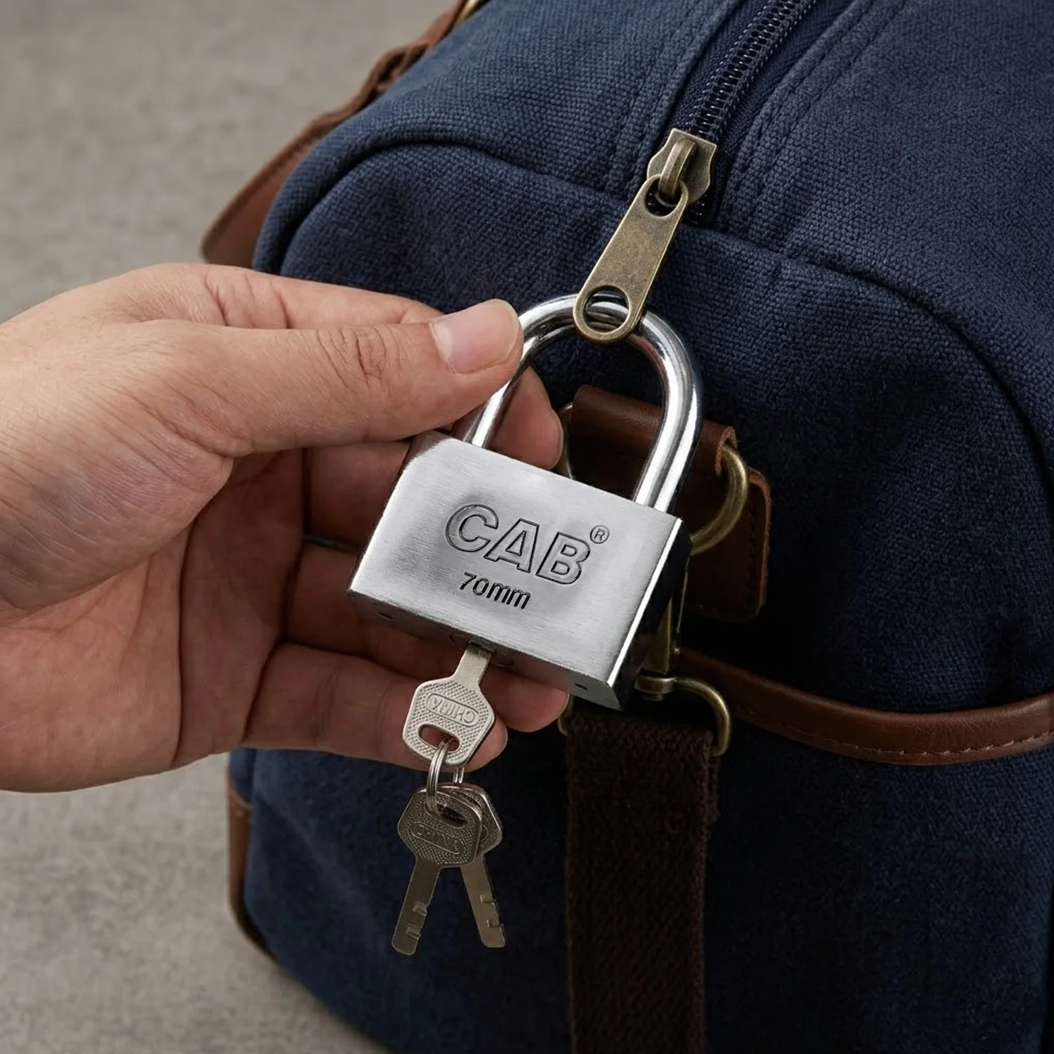 Heavy Steel Premium Square Padlock 70mm with 3 Keys  Hardened Shackle for Doors - Image 7