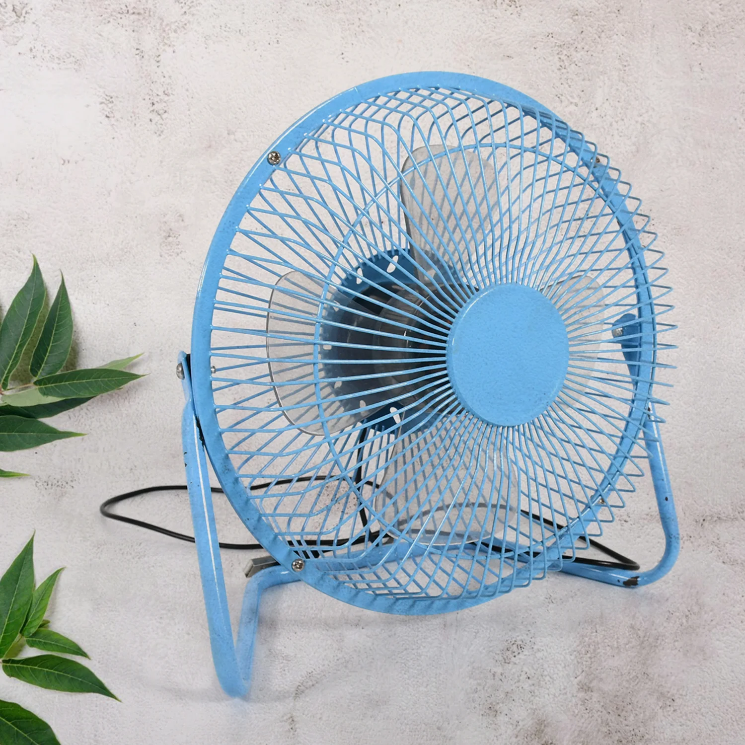 Big USB Table Desk Personal Metal Electronic Fan,  For Office, School Use (1 Pc) - Image 5
