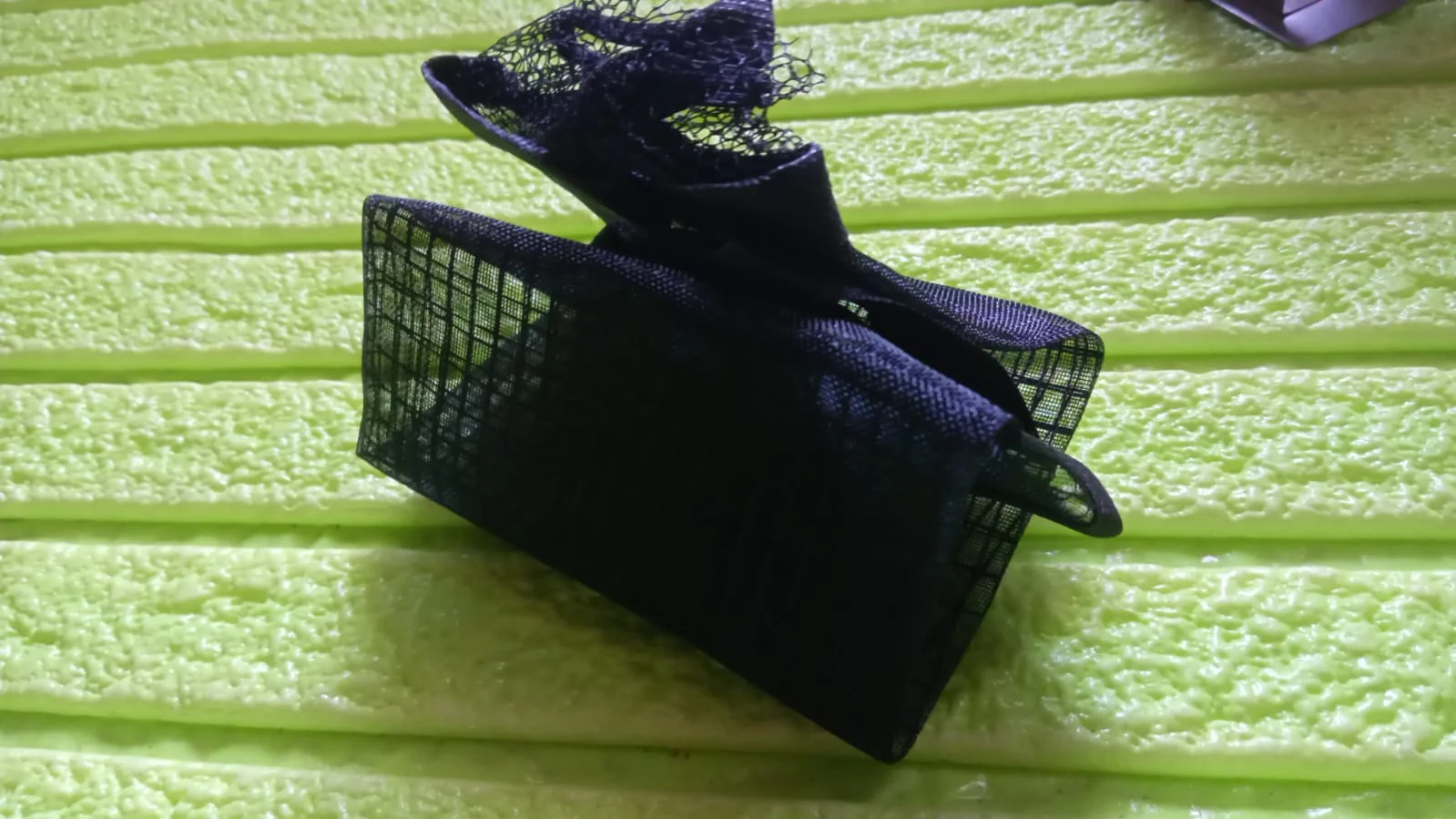 Hanging Waste Garbage Bag Holder Storage Bag with Wide Handle for Kitchen (1 Pc) - Image 9