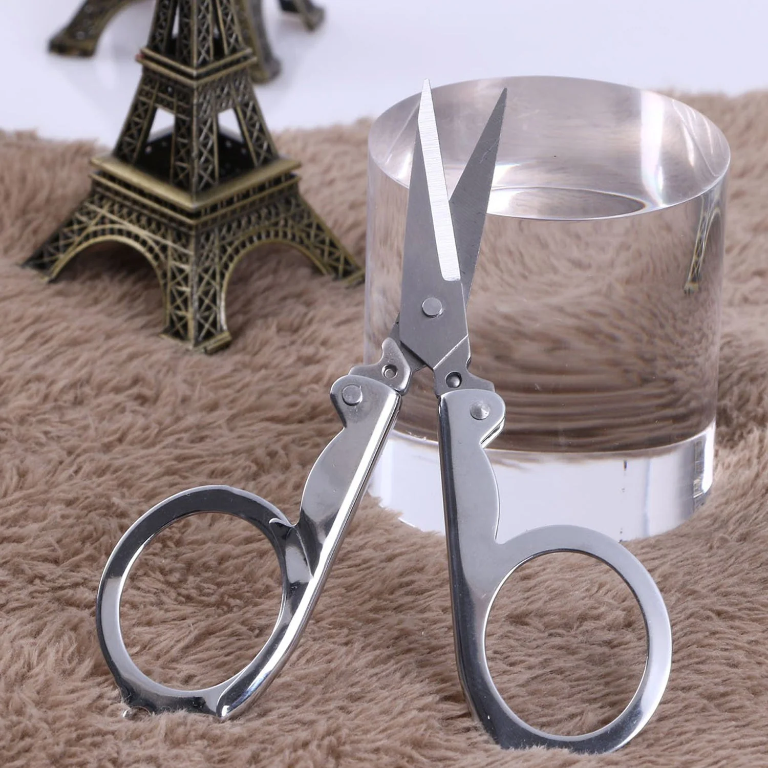 Folding Scissor 3.5inch used crafting and cutting purposes for children’s and adults - Image 10