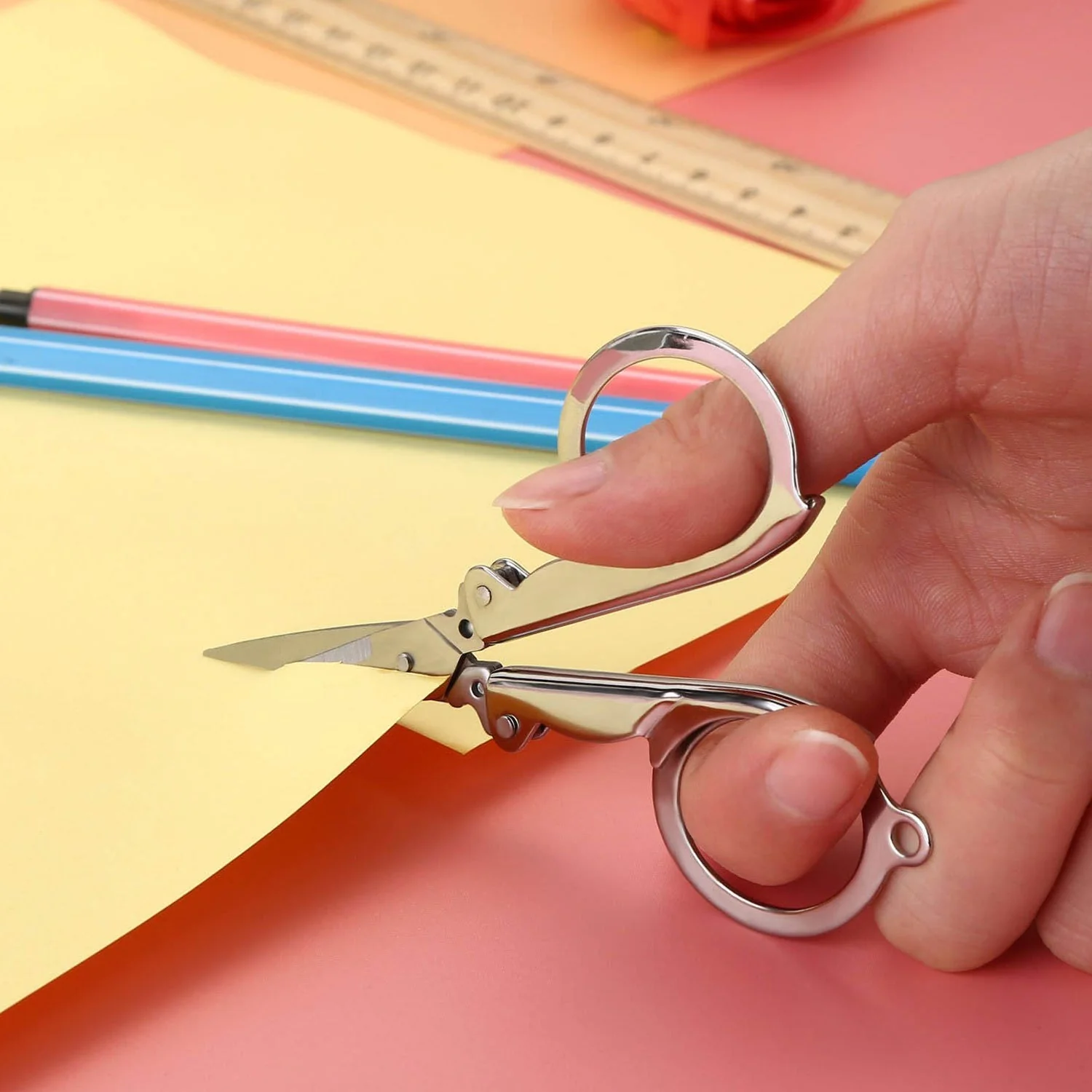Folding Scissor 3.5inch used crafting and cutting purposes for children’s and adults - Image 6