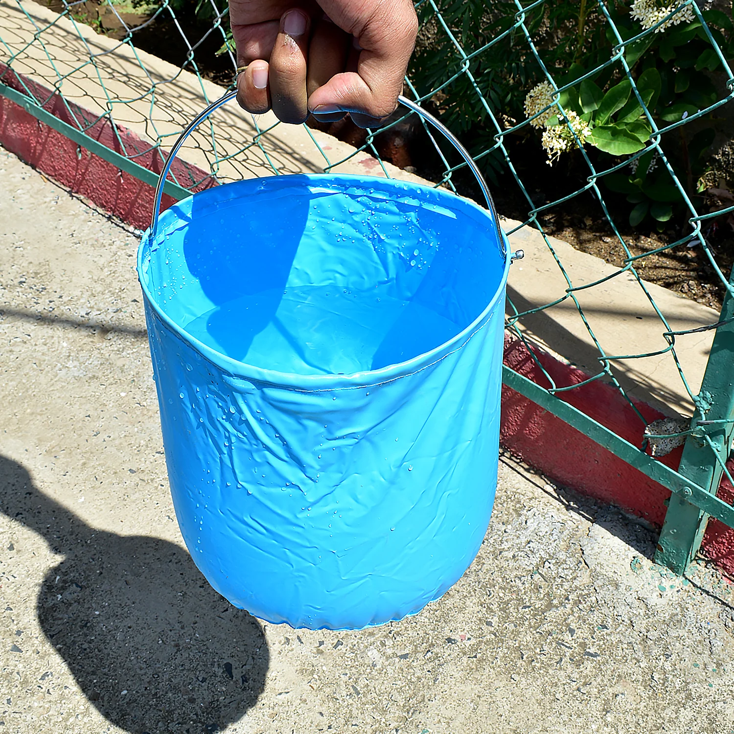 Folding Bucket, Portable, Round Bucket, Simple Bucket (1 pc / Mix Color) - Image 8