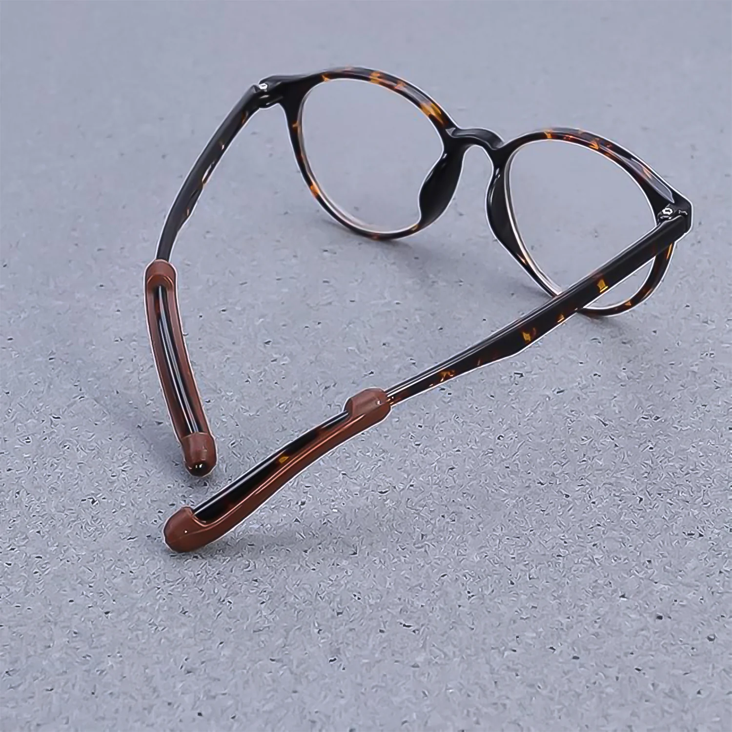 Anti-Slip Eyeglass Ear Grip for Comfortable and Secure Fit, 1 Pair - Image 3