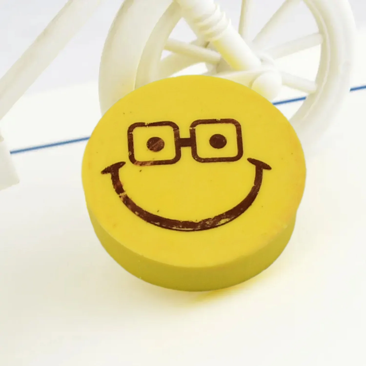 Smiley Design Eraser (1 Pc / Mix Design) - Image 5