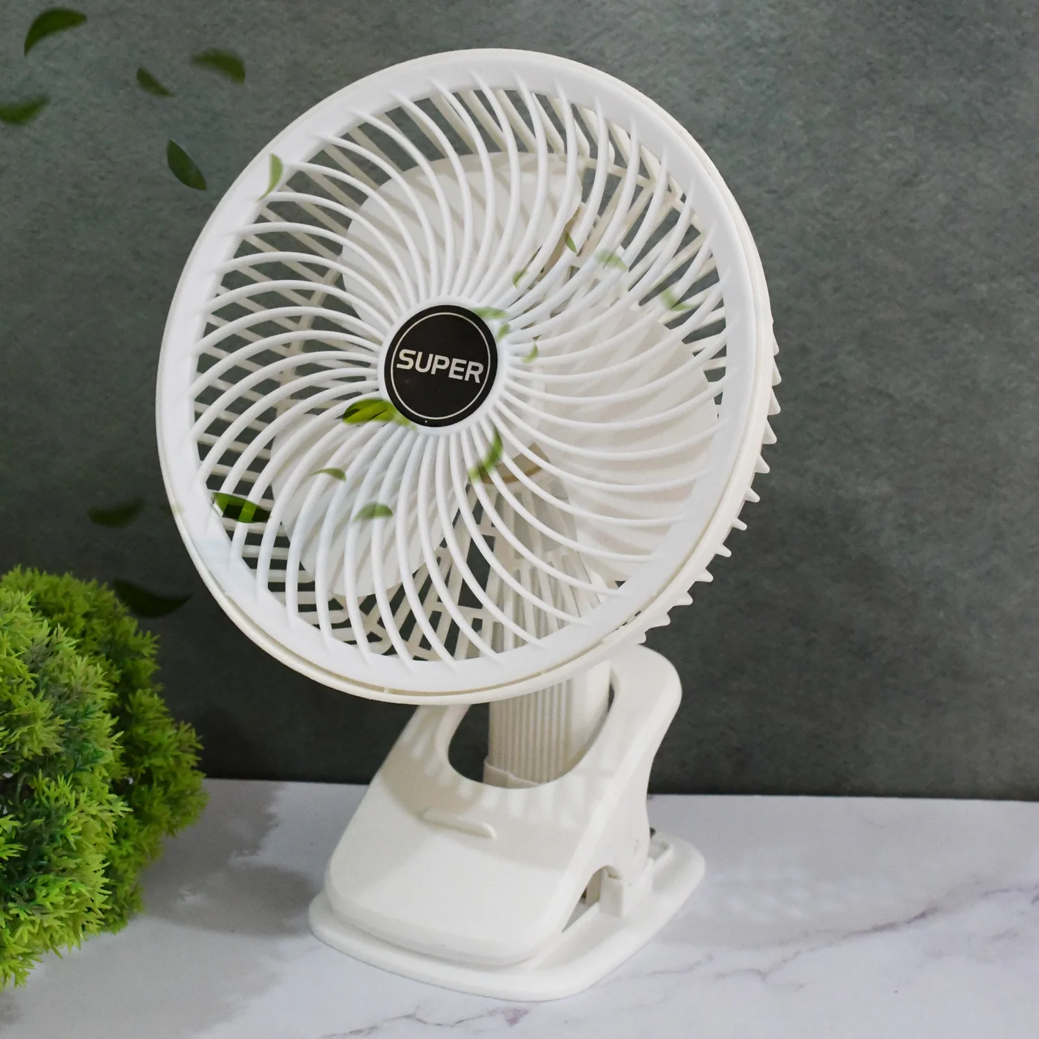 Multifunctional USB Desk Fan Clipped Fan (1 Pc / With Color Box) - Image 4
