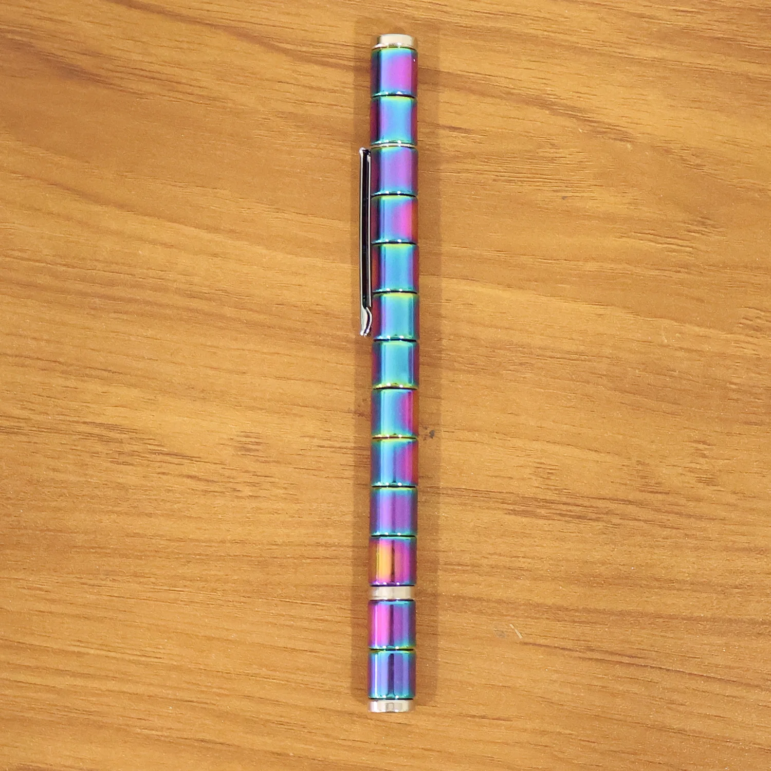 Magnetic Metal Writing Pen with Fidget Spinner Function - 1 Pc - Image 9