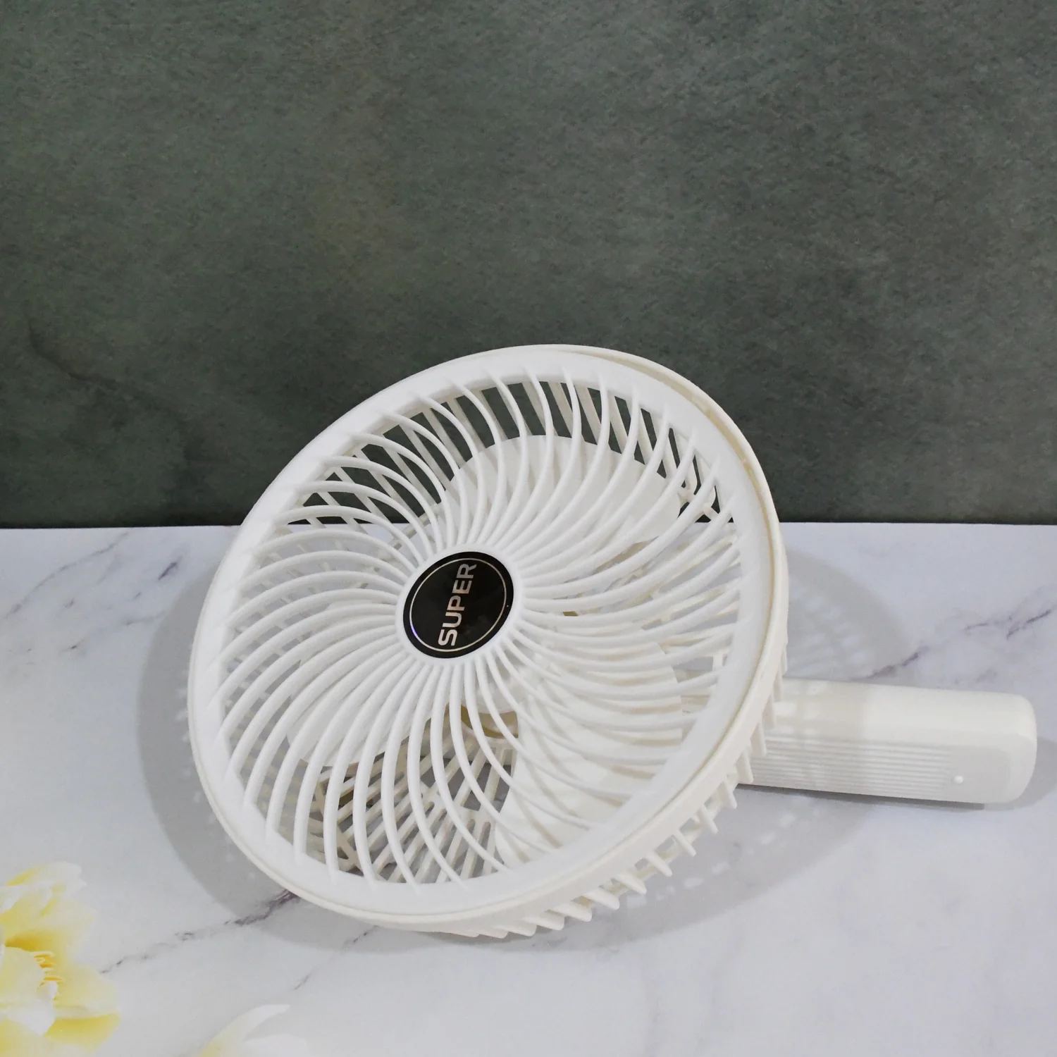 Multifunctional USB Desk Fan – 1 Pc (On / Off Switch Not Provided) - Image 6