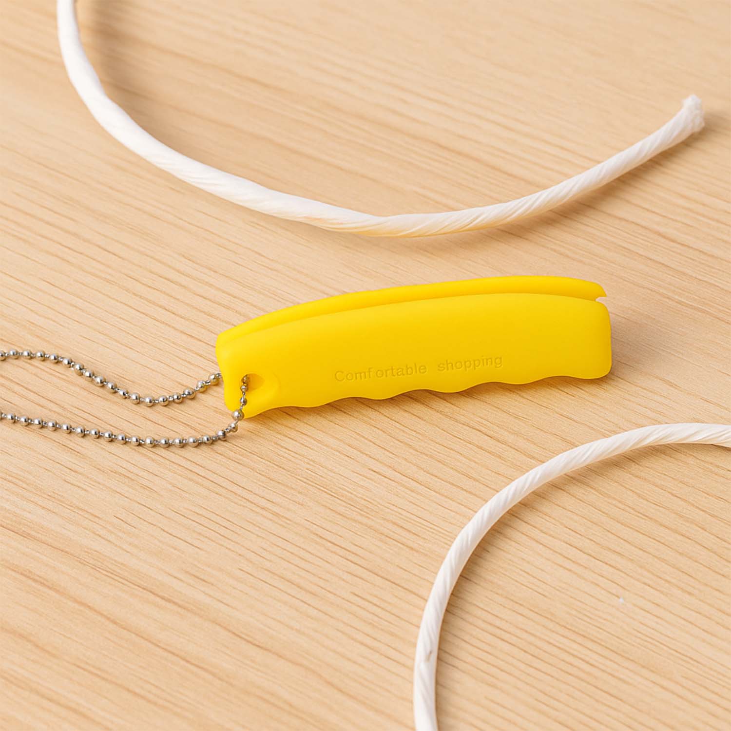 Silicone Portable Bag Device Bag Filter Hand Shopping Bag Carry Tool Key Chain (1 Pc) - Image 3