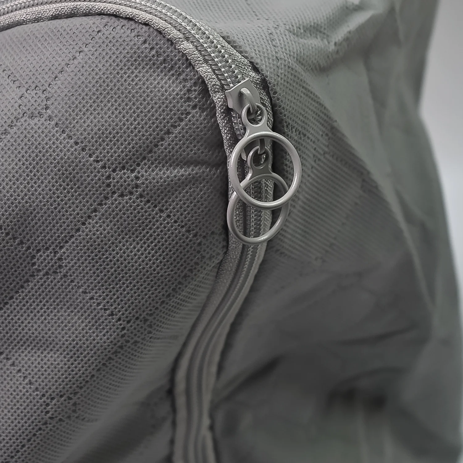 Multi-Purpose Large Capacity Bag with Zip Closure (55×35 CM / 1 Pc) - Image 6
