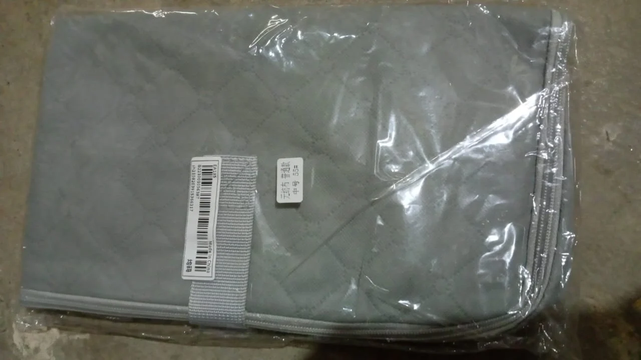 Multi-Purpose Large Capacity Bag with Zip Closure (55×35 CM / 1 Pc) - Image 7