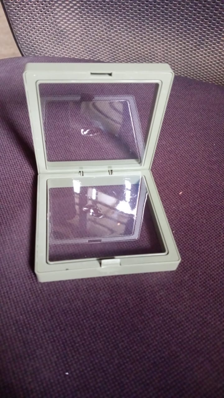 Gift Packaging 3D Floating Frame Display Case (1 Pc / Mix Color) - Image 9
