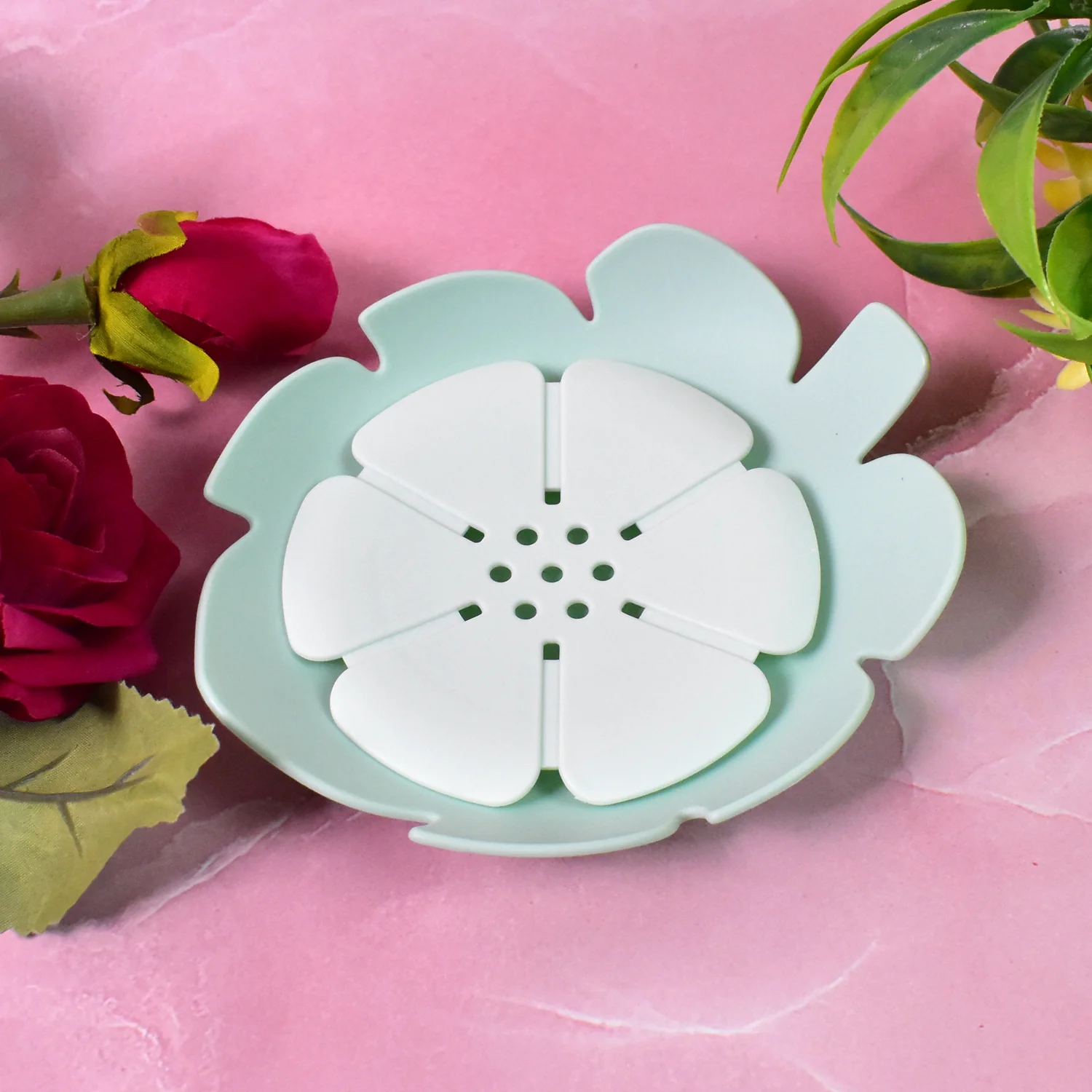 Plastic Flowers Soap Dish Bathroom Accessories Set Shower Gift ,Sabudani (1 Pc) - Image 4