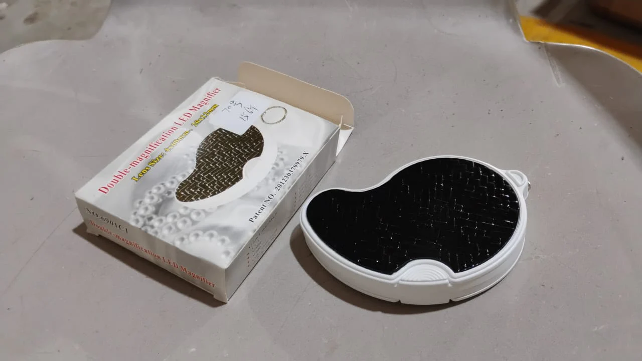 Double-Magnification Led Magnifiers with Light (1 Pc / Big) - Image 9