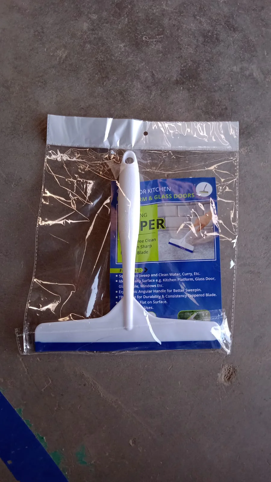 Plastic Kitchen Wiper (White / 1 Pc) - Image 7