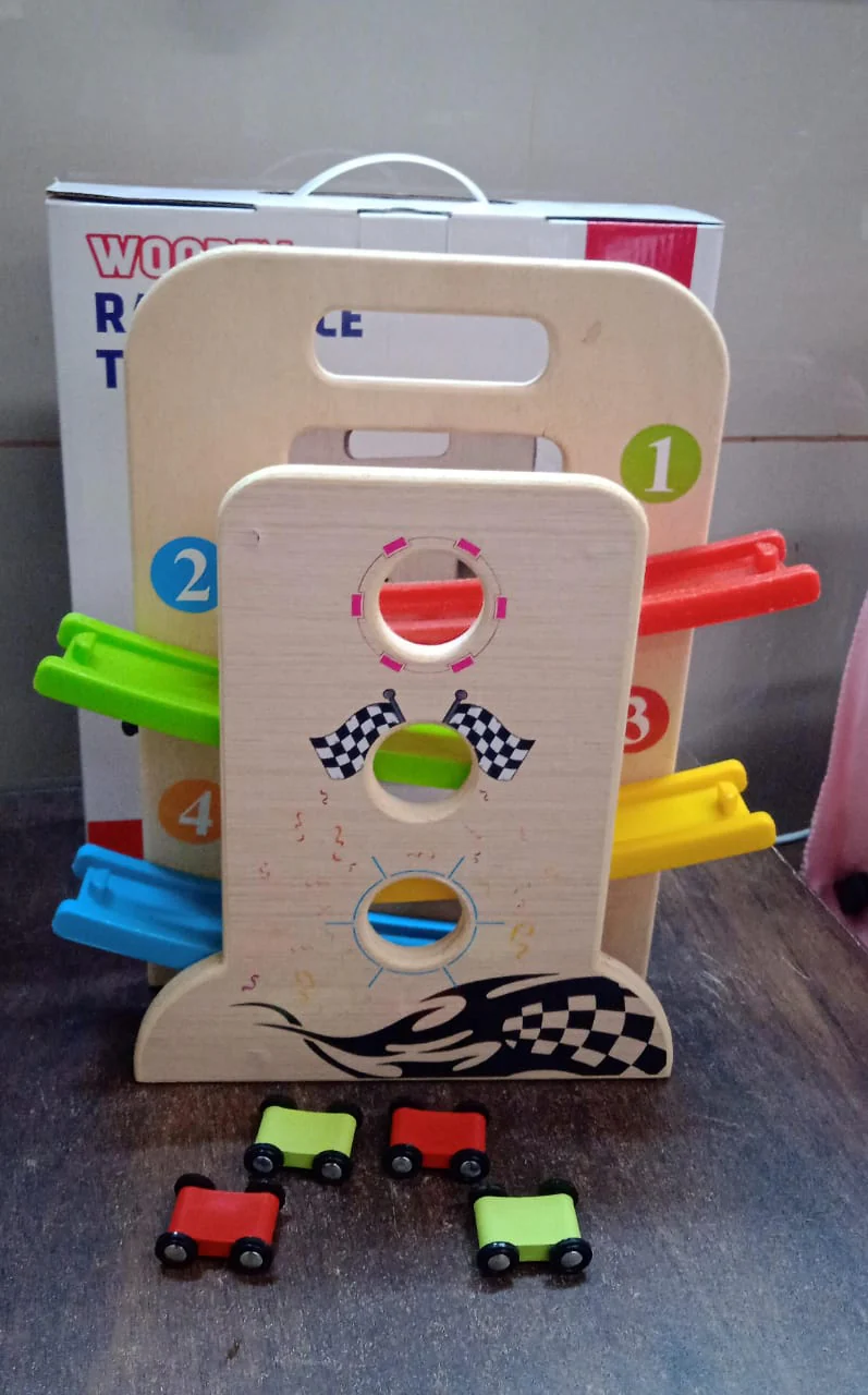 Wooden Ramp Racer Race Track Vehicle Play sets With 4 Mini Racers (with Handle) - Image 7