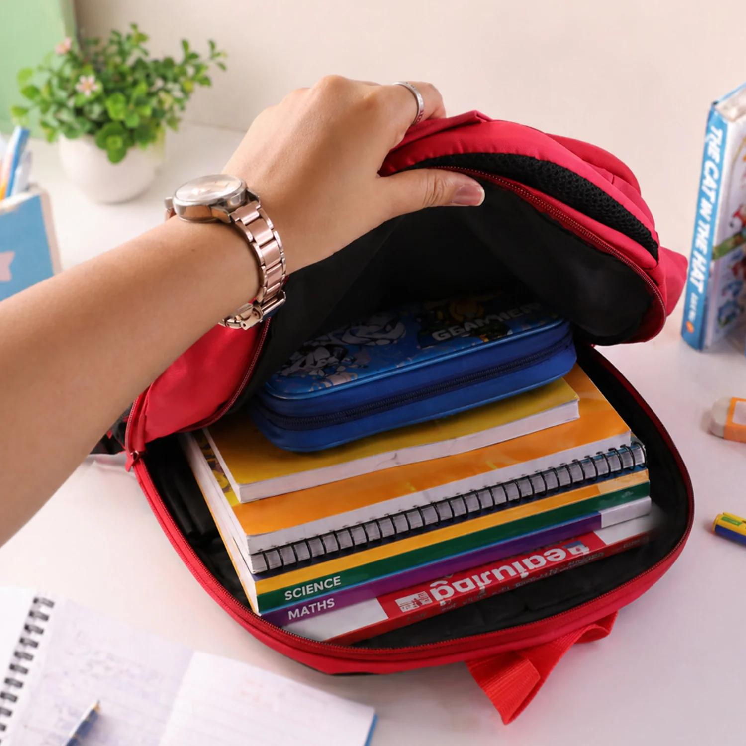 19-inch School Bag with Car Design for Kids - Image 6