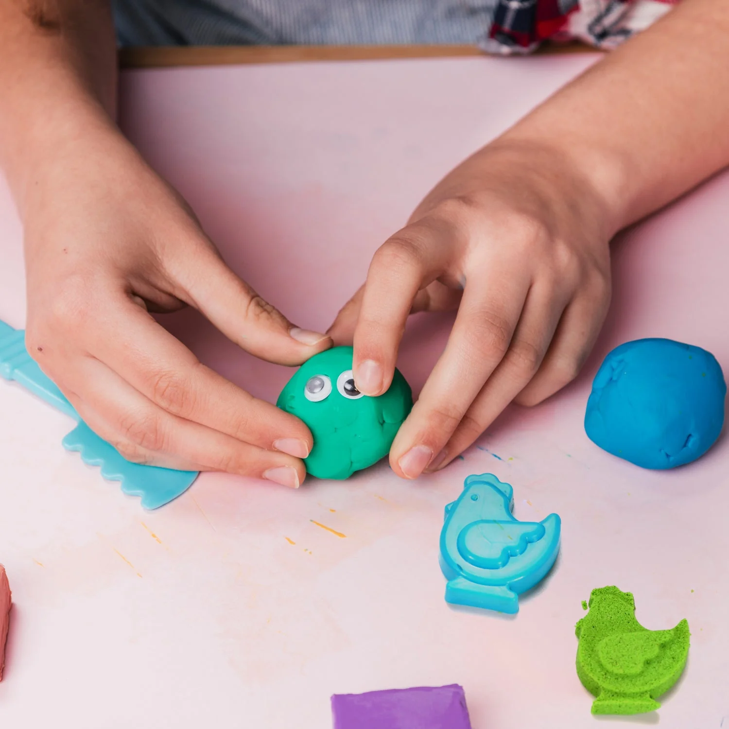 Kinetic Sand Kit – Soft Sand Clay for Kids' Activities - Image 5