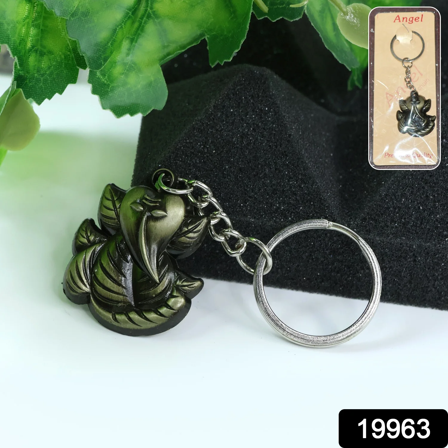 Ganesh Face Antique Black Metal Keychain (1 Pc) - Image 2