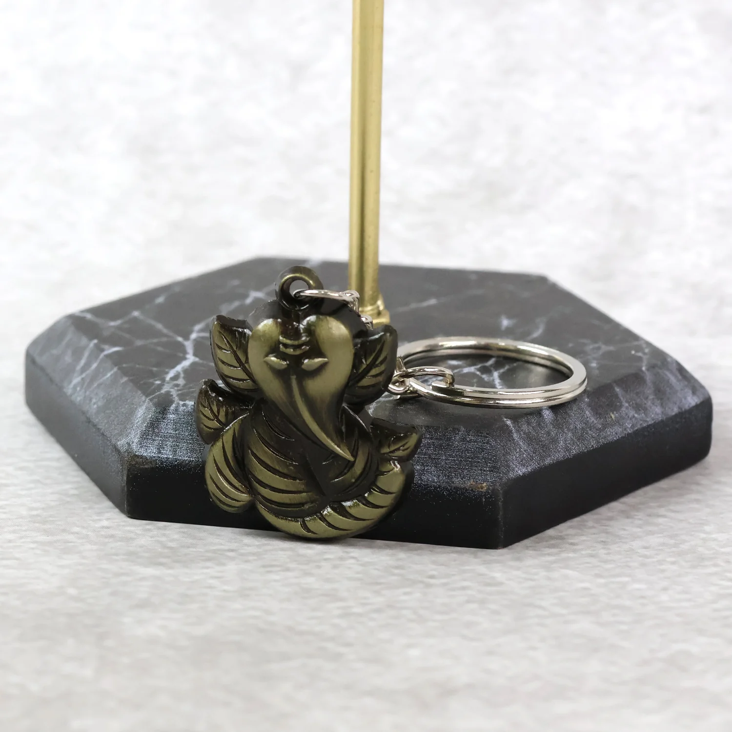 Ganesh Face Antique Black Metal Keychain (1 Pc) - Image 3