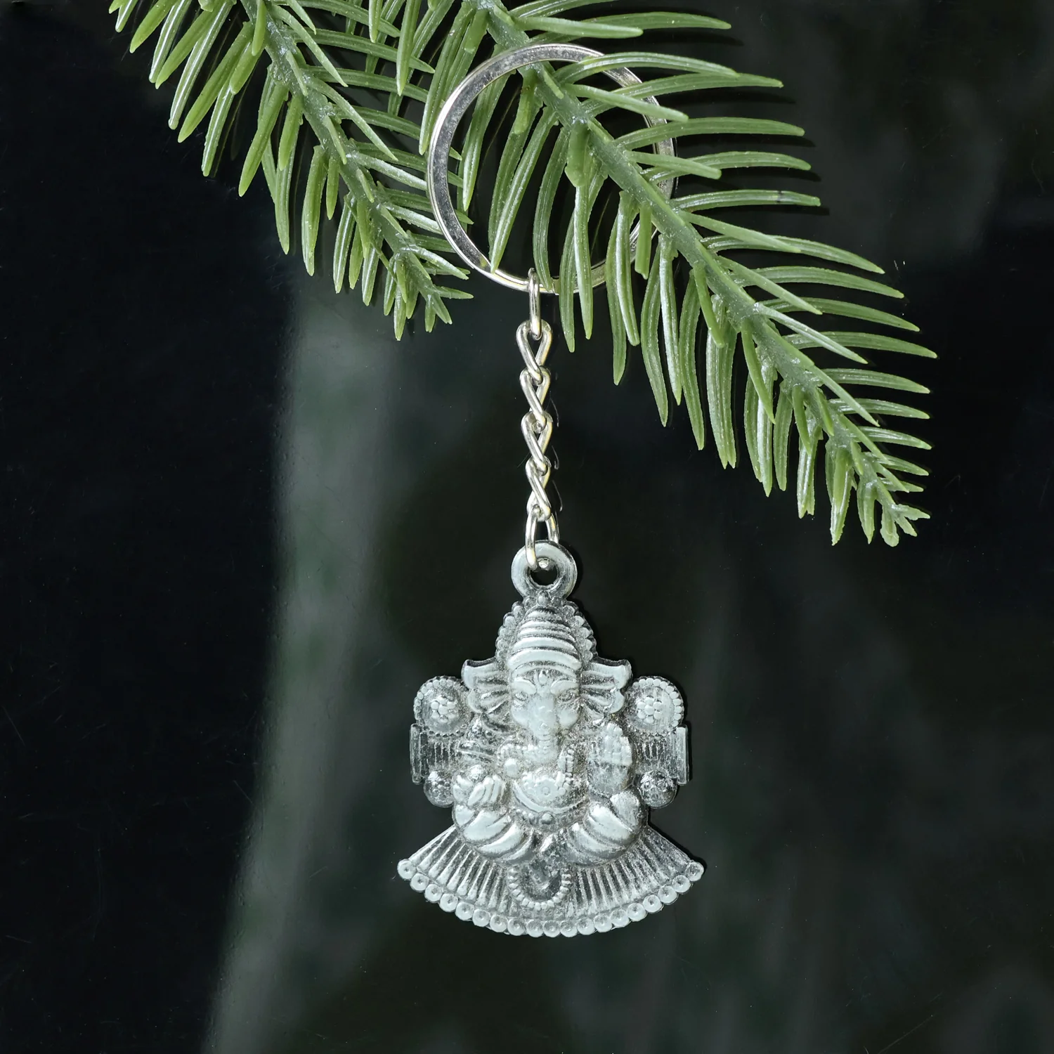 Lord Ganesha Sitting Design Silver Keychain (1 Pc) - Image 3
