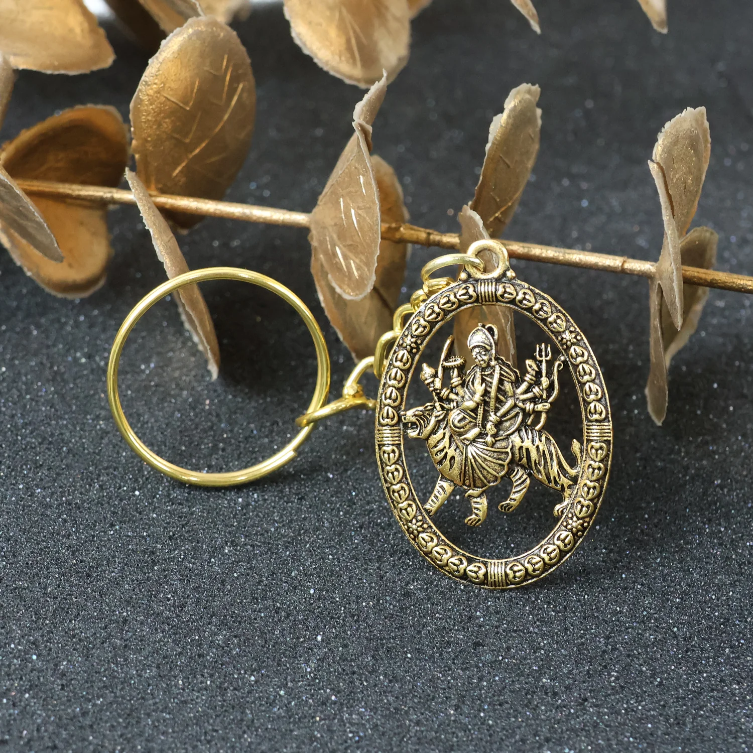 Maa Durga Oval Frame Golden Keychain (1 Pc) - Image 4