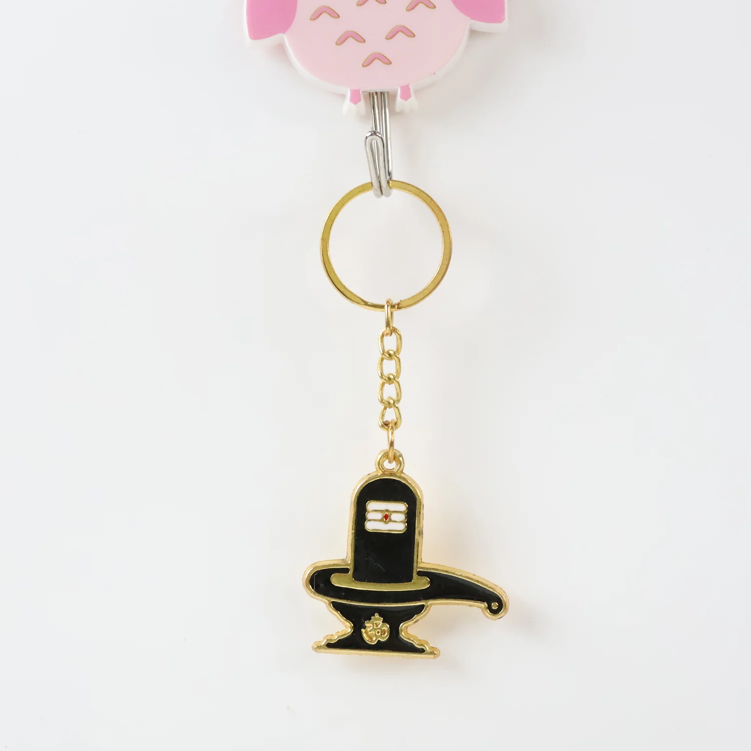 Shivling Design Golden Keychain (1 Pc) - Image 3
