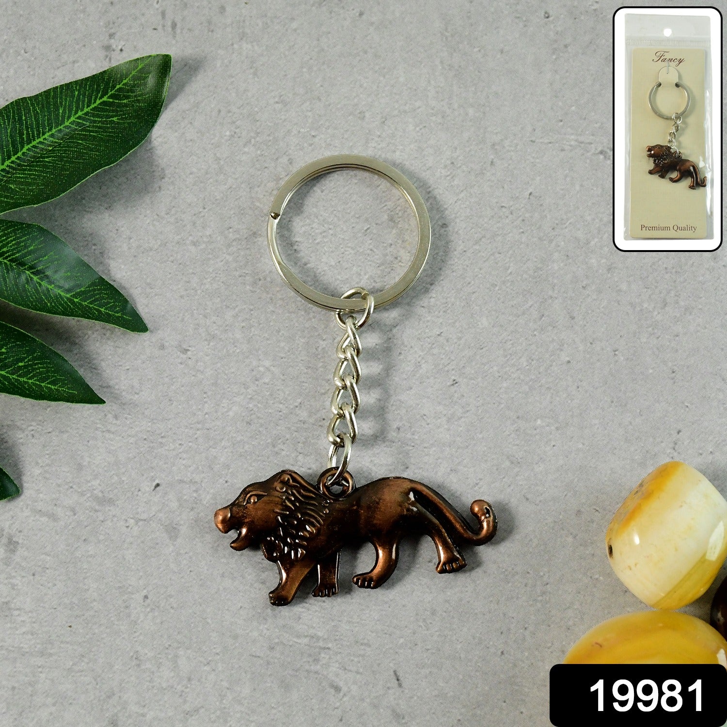 Elegant Walking Lion Metal Keychain (1 Pc) - Image 2