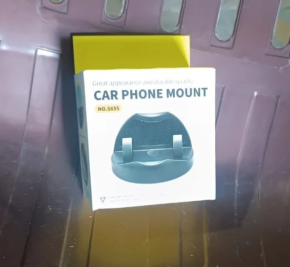 2 in 1 Car Anti-Slip Mat, Phone Holder Non Slip Sticky Phone Mount Holder (1 Set) - Image 9