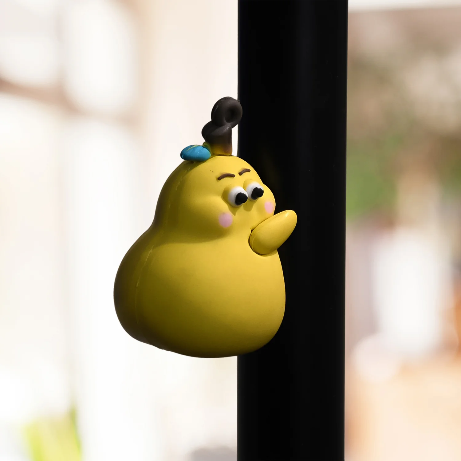 2-in-1 Cute Cartoon Couple Keychain - Image 3