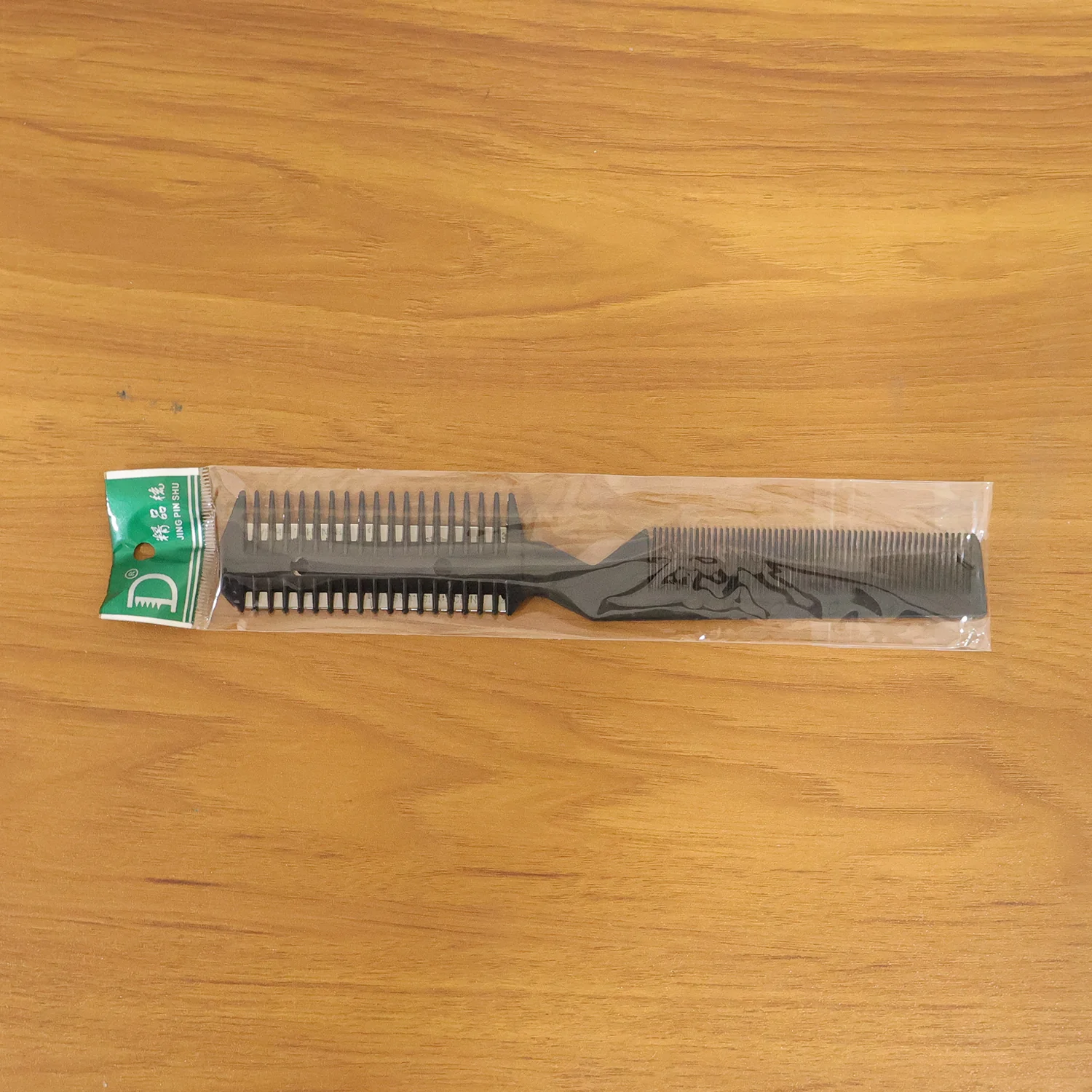 2 in 1 Double-Sided Hair Cutting Comb with Razor Blade (1 Pc) - Image 10