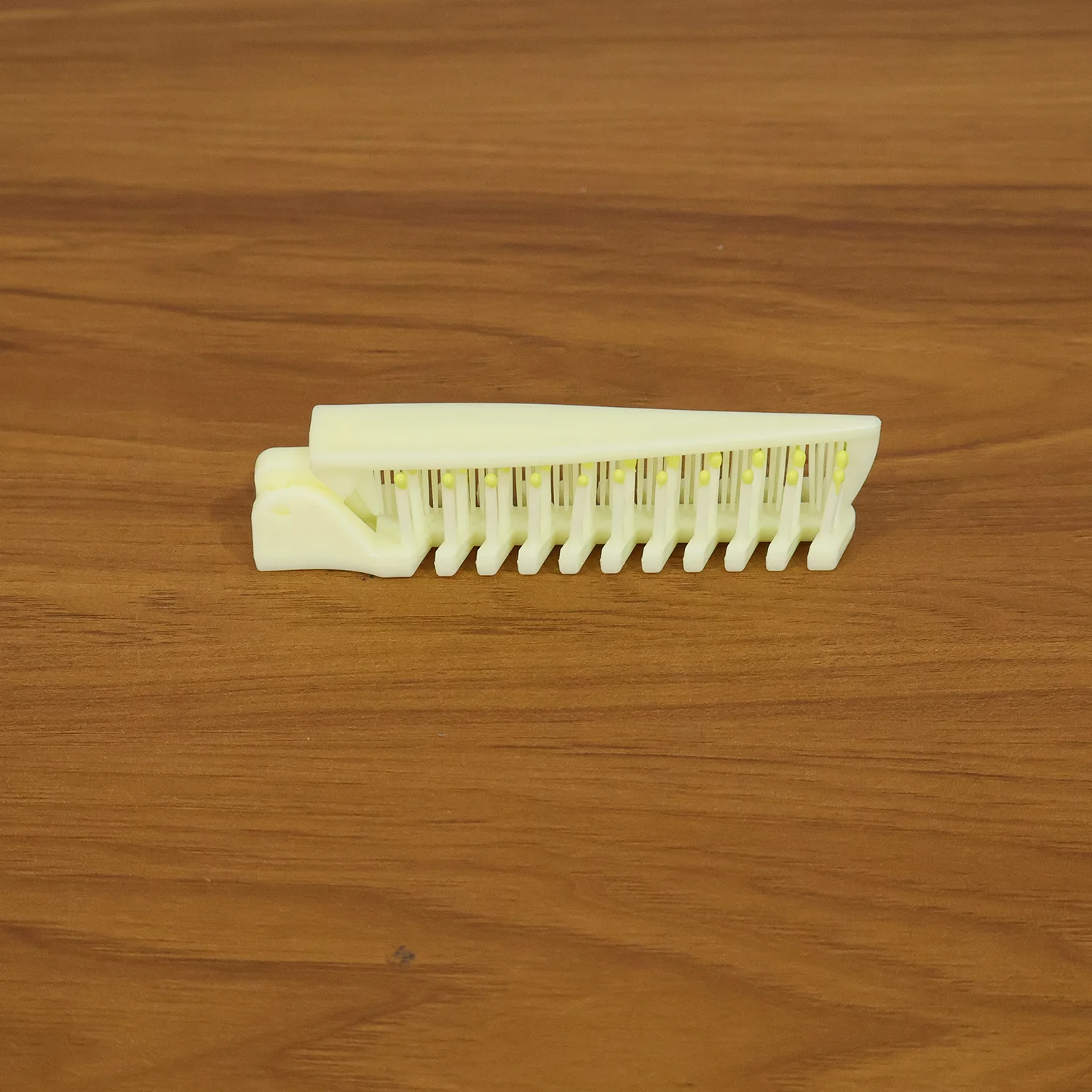 2 In 1 Foldable Hair Comb with Brush (1 Pc) - Image 8