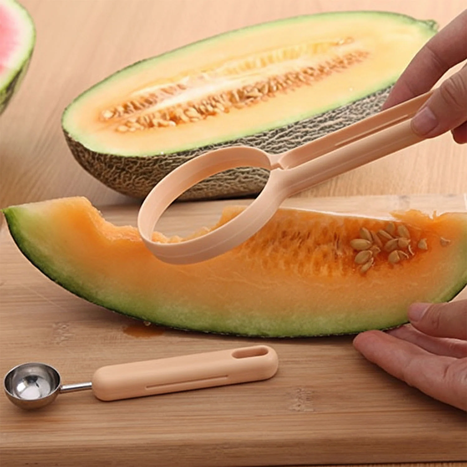 2 in 1 Fruit Scooper and Cutter Tool (1 Pc) - Image 4