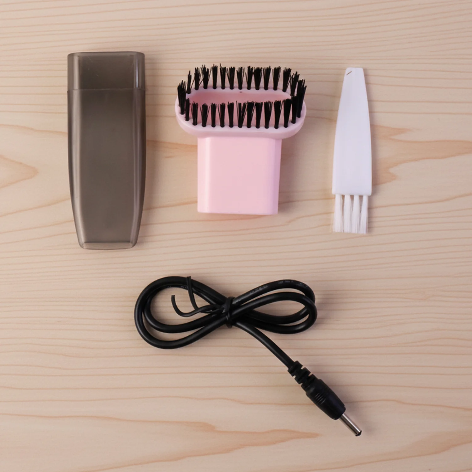 2 in 1 Mini Vacuum Cleaner with Brush Attachment (1 pc) - Image 8