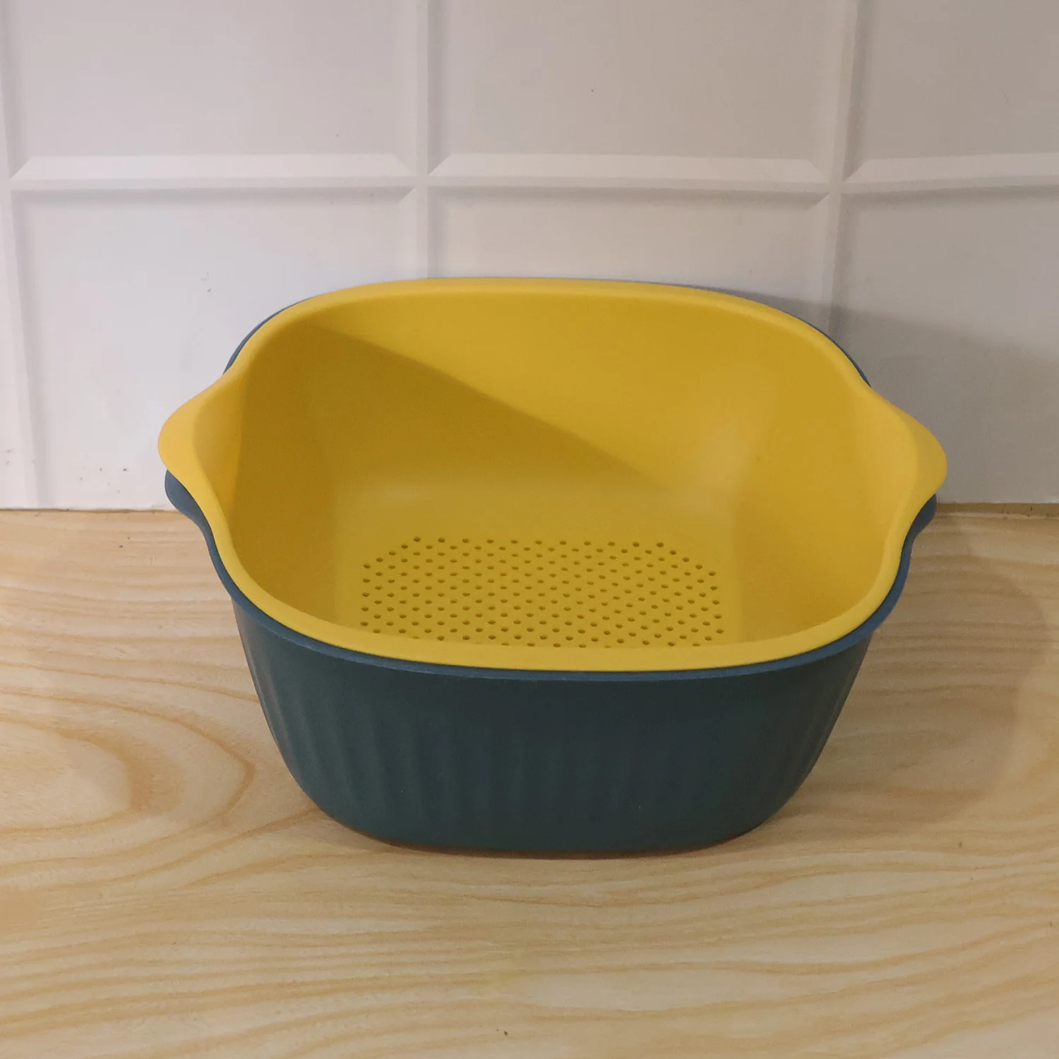 2 in 1 Multipurpose Plastic Washing Bowl with Drain Basket (1 Pc) - Image 9