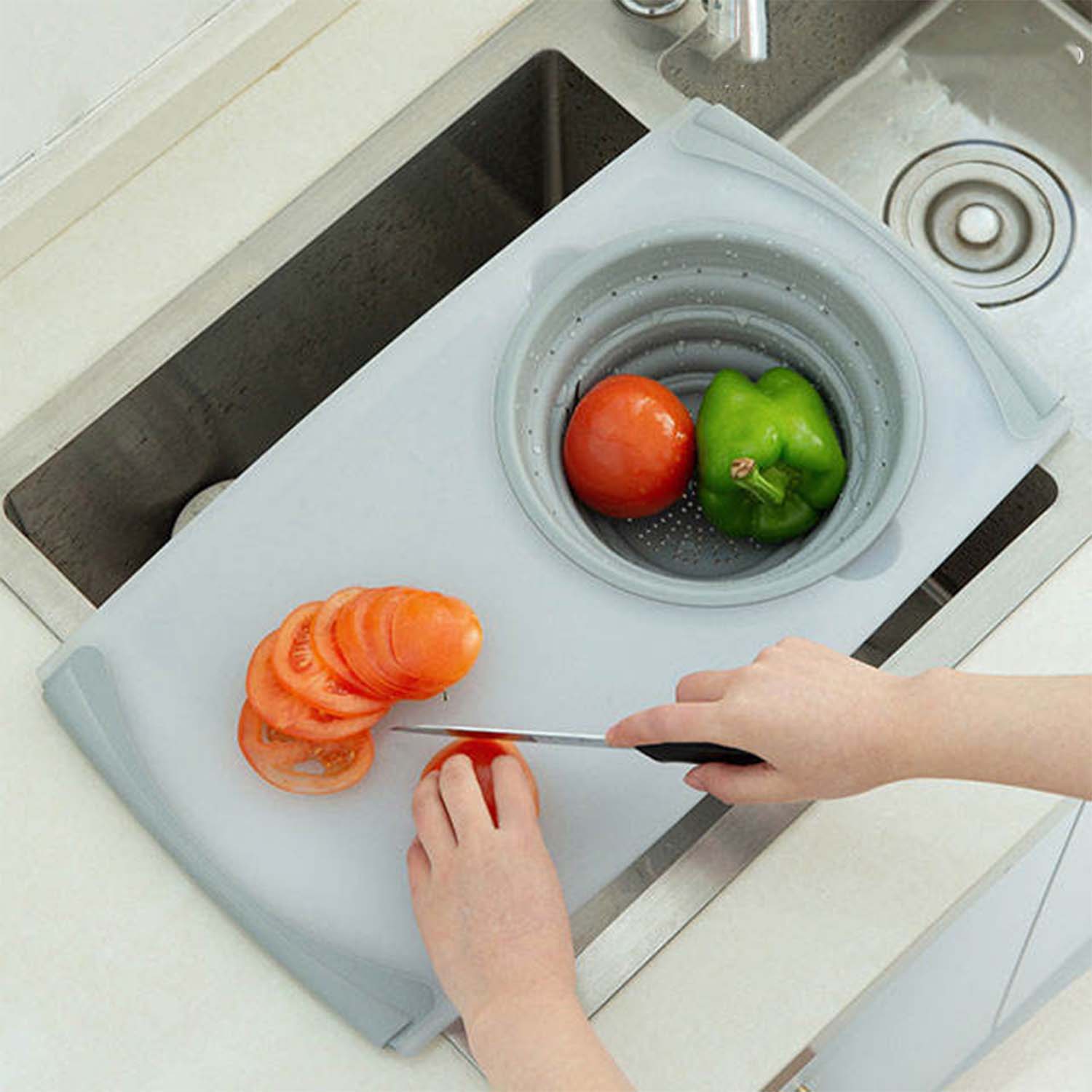 2 in 1 Over-Sink Cutting Board with Built-In Collapsible Strainer (50 x 28 Cm) - Image 4