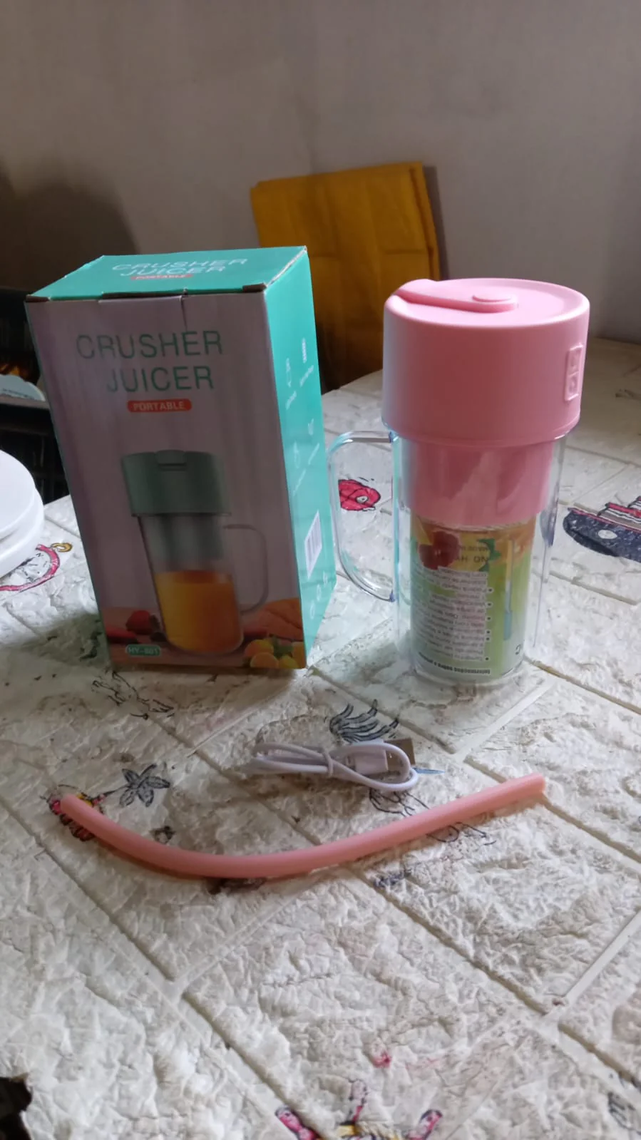 2 In1 Portable Crusher Juicer With Handle & Straw for Smoothie Sipper USB Rechargeable (340 ml) 6 Stainless Steel Blades Compact Juicer Mixer, Juicer Portable Fresh Juice Blender Portable Electric Juicer ( 340 ML ) - Image 10