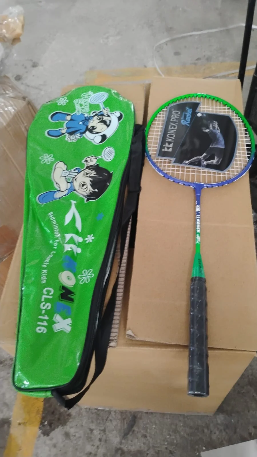 2 Pc Lightweight Kids Badminton Racket Set with Carry Bag - Image 10