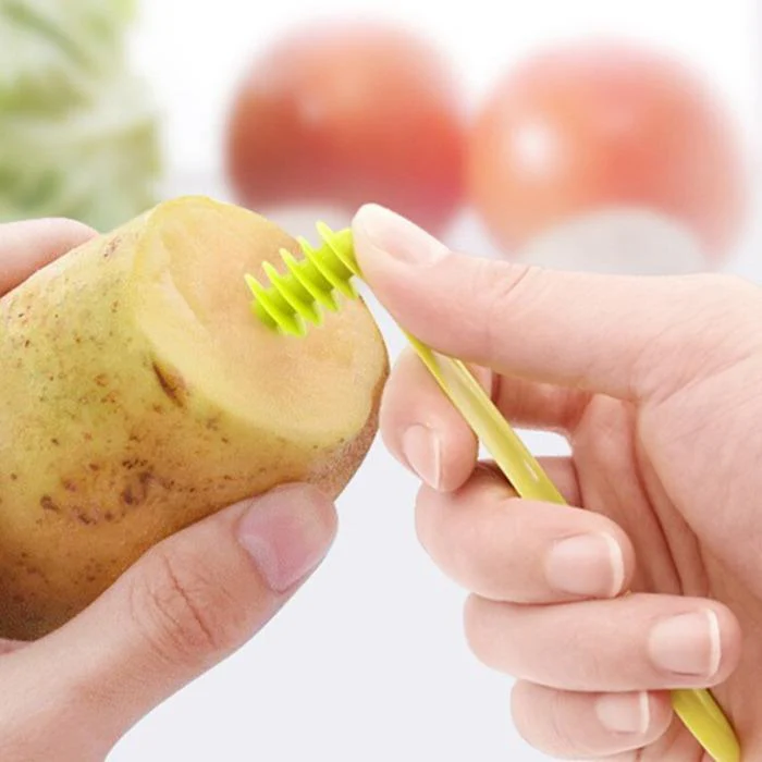 Kitchen Plastic Vegetables Spiral Cutter / Spiral Knife / Spiral Screw Slicer - Image 6