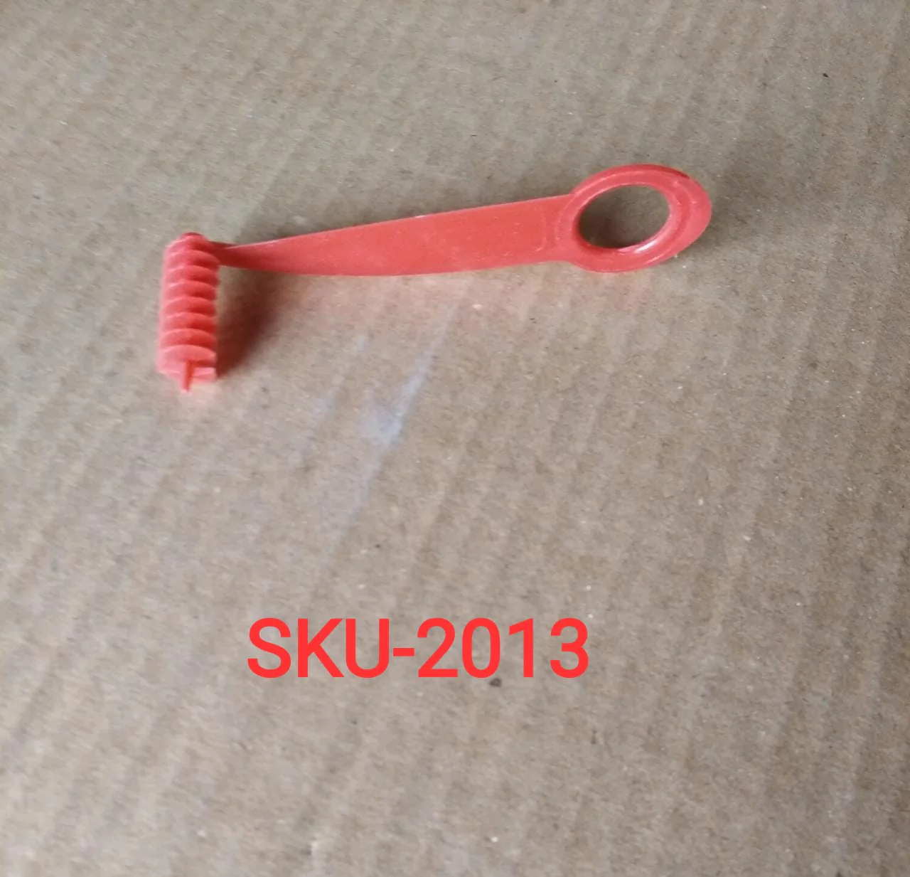 Kitchen Plastic Vegetables Spiral Cutter / Spiral Knife / Spiral Screw Slicer - Image 7