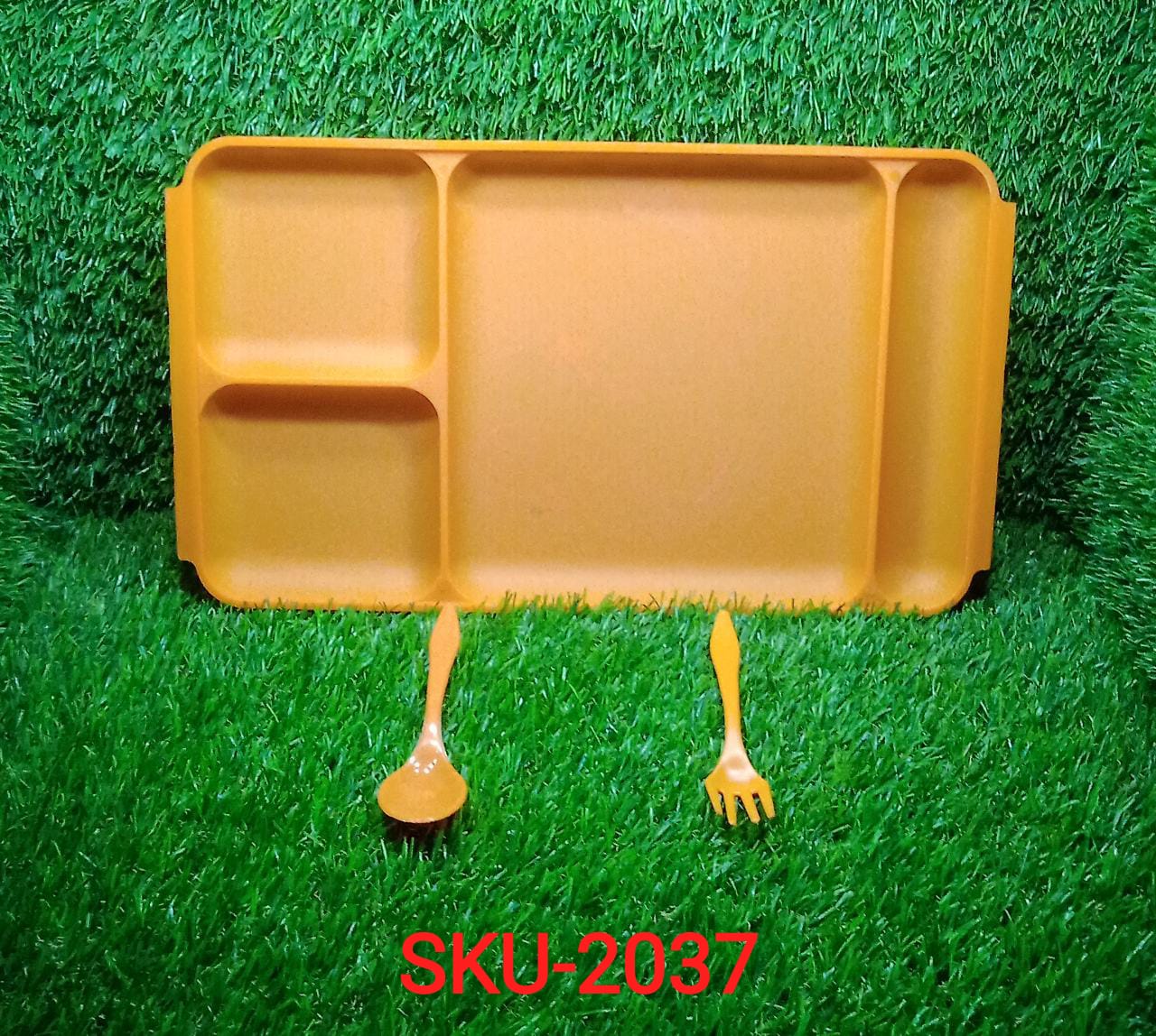 4-Compartment Plastic Dish Set with Spoon & Fork – Versatile Dinner & Pav Bhaji Plate - Image 8