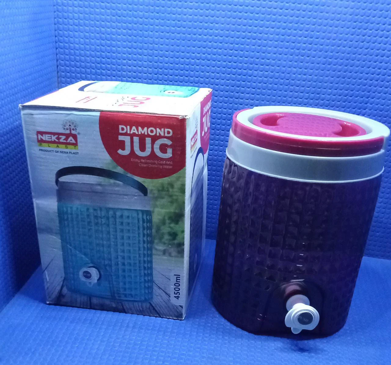 Diamond cut design plastic water jug to carrying water and other beverages. (4500Ml) - Image 9