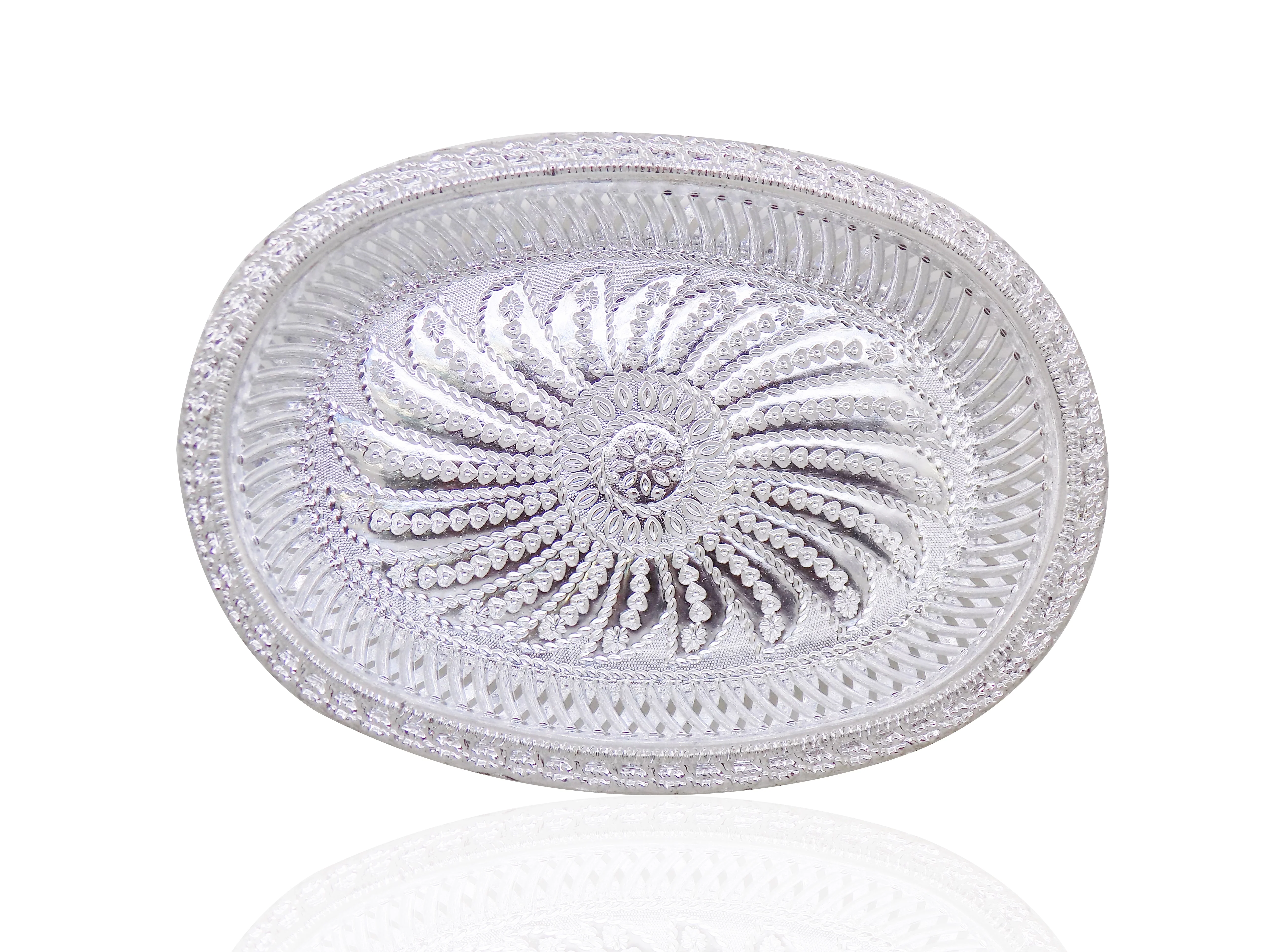 Multipurpose Royal Design Oval Silver Gift Tray - Image 4