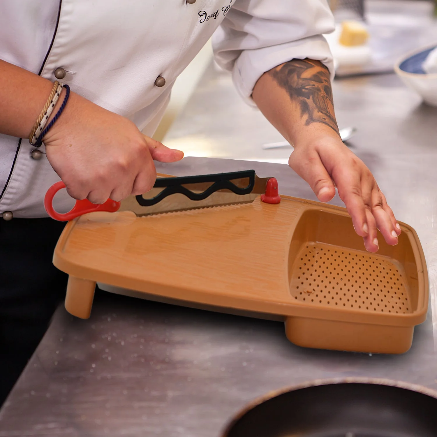 Thick Plastic Kitchen Chopping Cutting Slicing Tray with Holder - Image 7