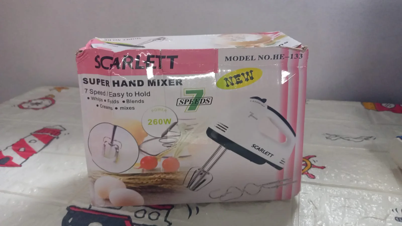 Compact Hand Electric Mixer / Blender for Whipping / Mixing with Attachments - Image 7