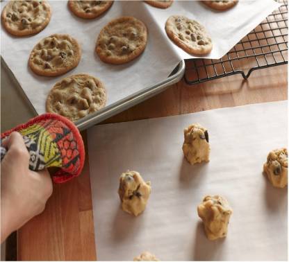 Non Stick Microwave & Oven Proof Baking Paper - Image 7