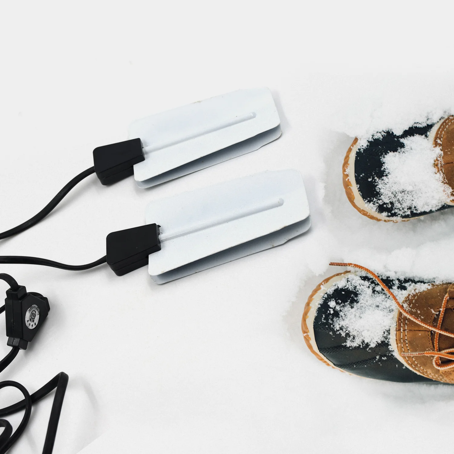 220V Portable Shoe Dryer – Electric, USB Intelligent Timing for Home, Hotel & Dorm - Image 3