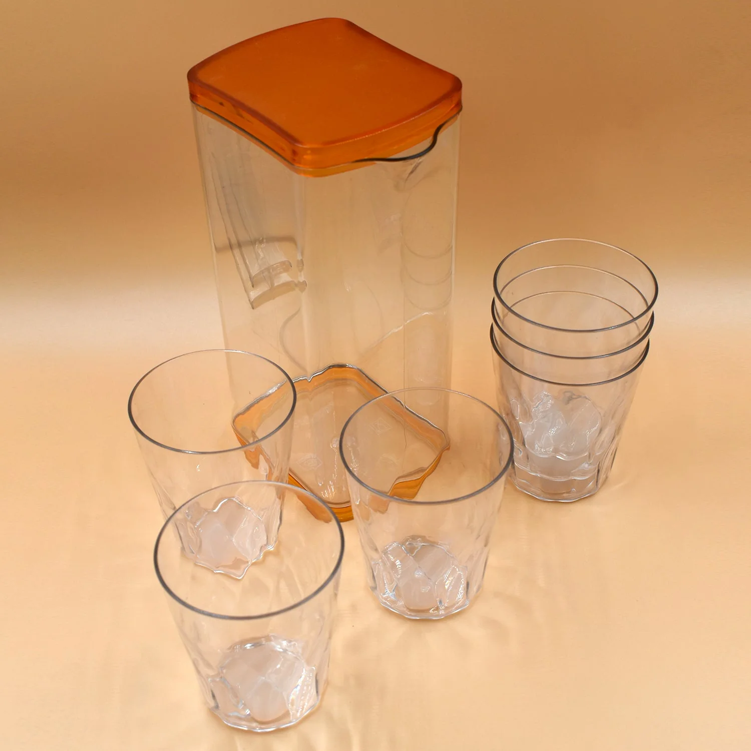 Resistant Glass Jug for Juice, Milk, Cold or Hot Beverages (plastic) - Image 4