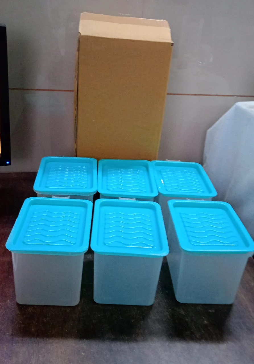 Air Tight Unbreakable Big Size 1100 ml Square Shape Kitchen Storage (Set of 6) - Image 7