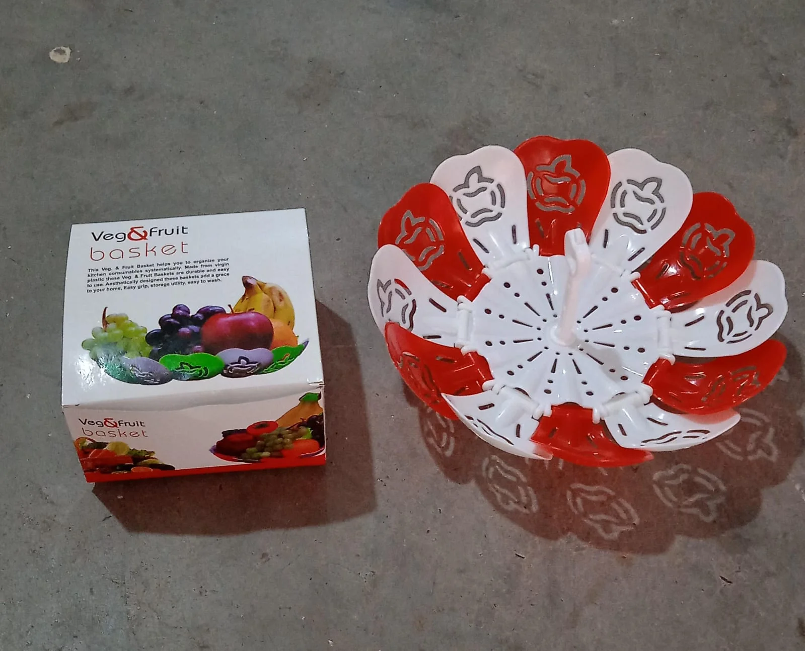 Folding Fruit Basket Hanging Stand – Lotus Shape Tray for Fruits & Vegetables (1 Pc) - Image 7
