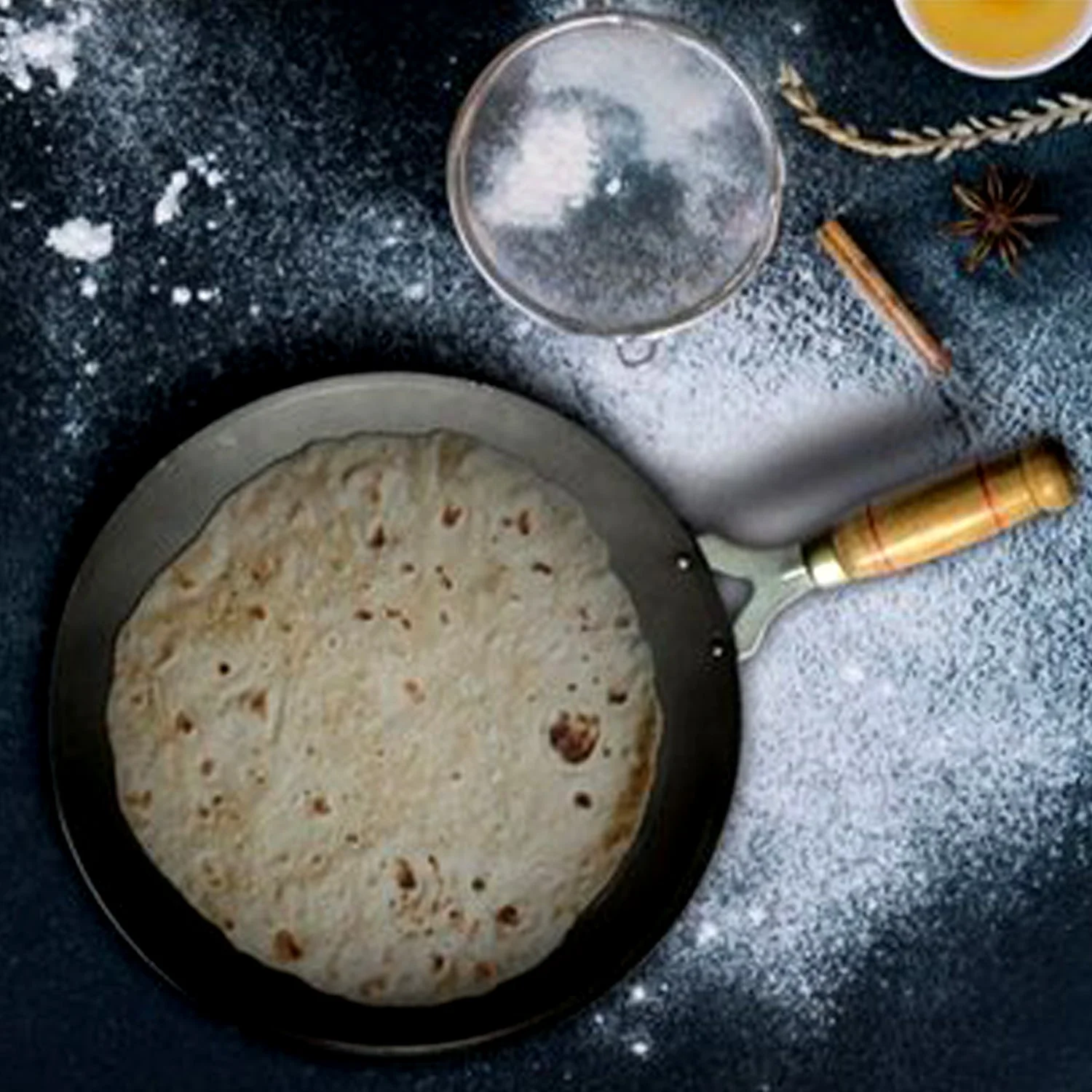 Wooden Handle Roti Tawa used in all household - Image 3